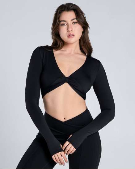 Move Free Knot Long Sleeve Top
